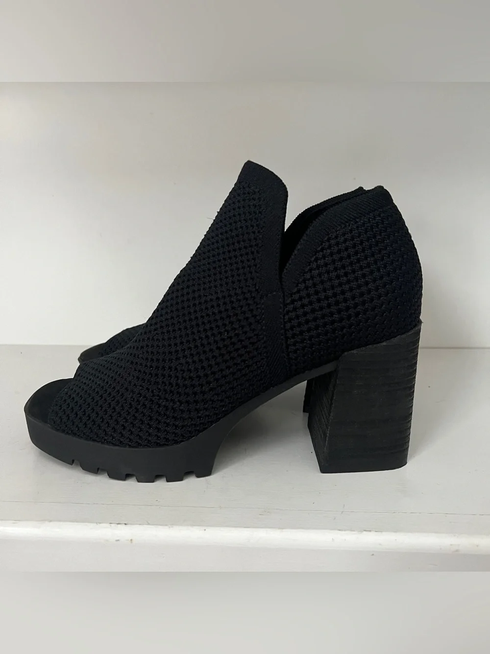 Eileen Fisher Collin knit peep toe booties stacked block heel Size 6 Black